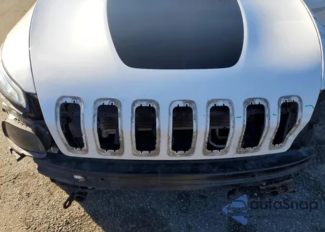 2015 Jeep Cherokee Trailhawk from USA, damaged, VIN 1C4PJMBS3FW757093
